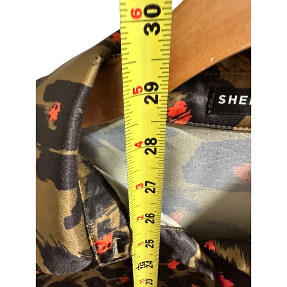 🍒 2/$20 🍒 Green Leopard Print Long Sleeve Button Up Blouse  sz XS - Picture 6 of 8